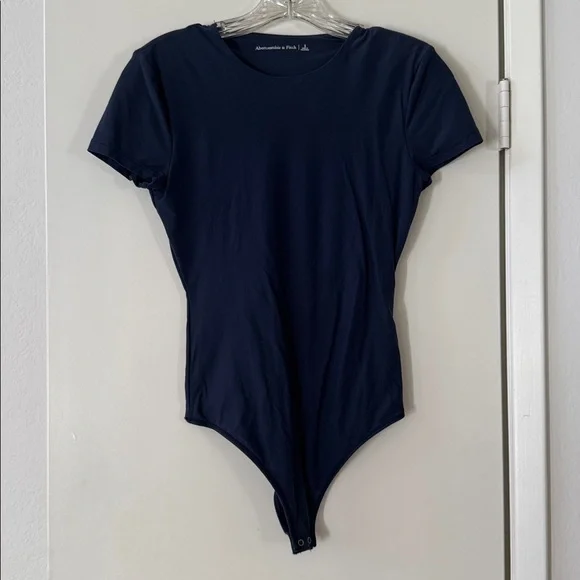 Abercrombie Women's Soft Matte Seamless Tee Bodysuit Navy Blue size Small - Picture 5 of 12